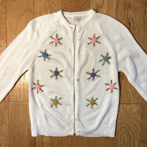 Vintage Flower White Button Front Sweater Small 3D Hand Embroidered Flowers
